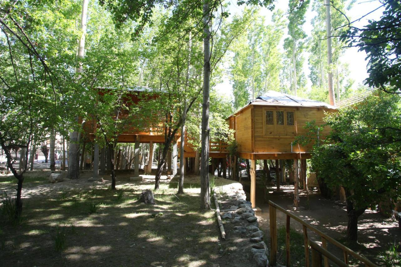 Lha-Ri-Sa Resort Leh Exterior foto